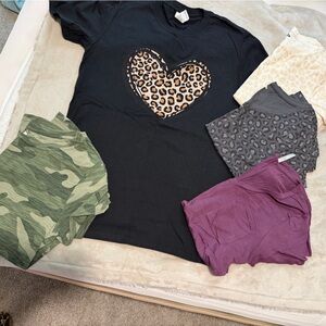 Black Heart Leopard Print tee